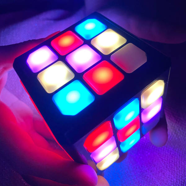 Cube Box Neon